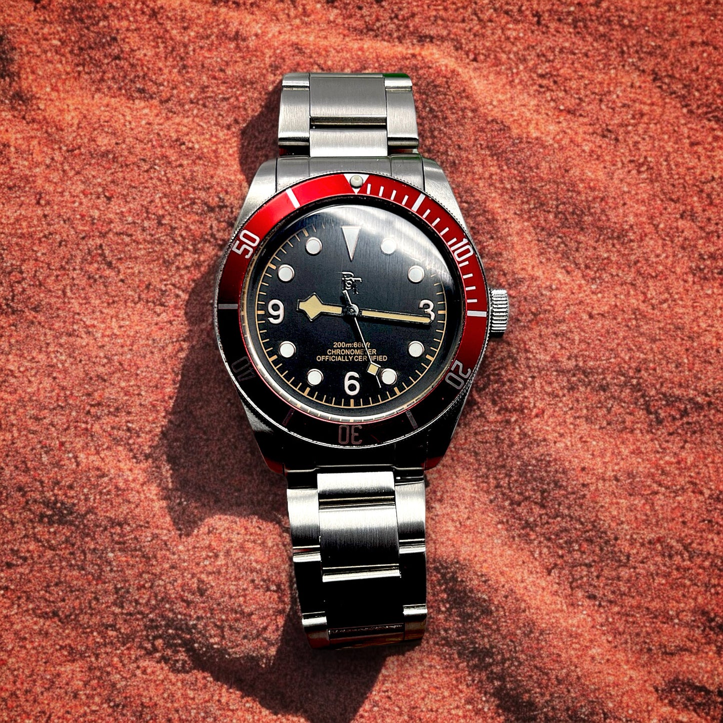 Red BB Homage Diver